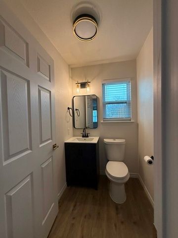 1505 W Pearl Street 9, Granbury, TX 76048