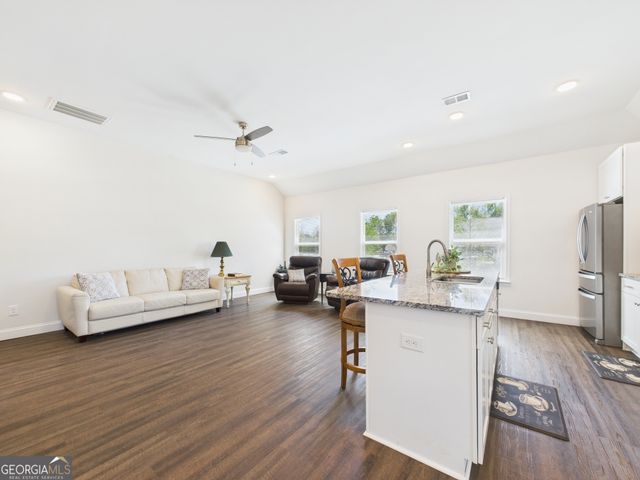 321 Browning Point Road, Macon, GA 31216