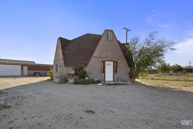 8812 Nipa Avenue, California City, CA 93505