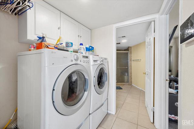 8812 Nipa Avenue, California City, CA 93505