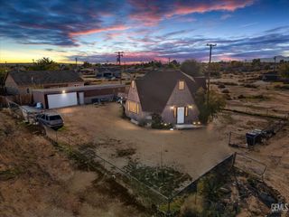 8812 Nipa Avenue, California City, CA 93505