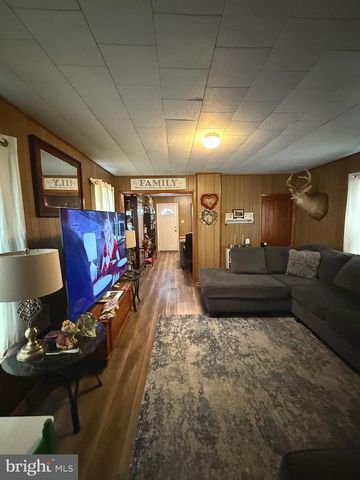 716 W KING ST, Martinsburg, WV 25401