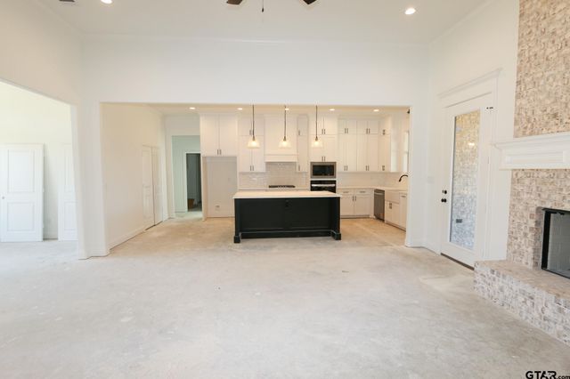 16503 Cooper Way, Tyler, TX 75703