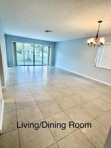 4190 Pine Green Run, Lake Worth, FL 33467