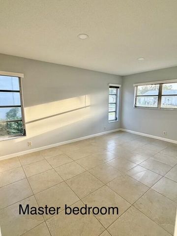 4190 Pine Green Run, Lake Worth, FL 33467