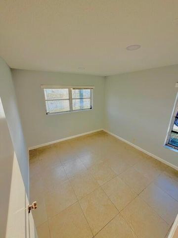 4190 Pine Green Run, Lake Worth, FL 33467