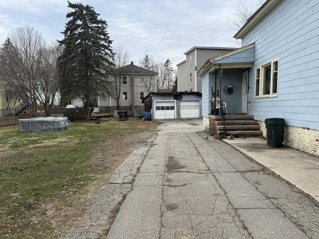 7 Bates Street, Sanford, ME 04073 — photo 4