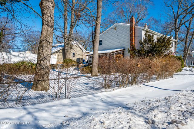 201 Freehold Street, Oakhurst, NJ 07755