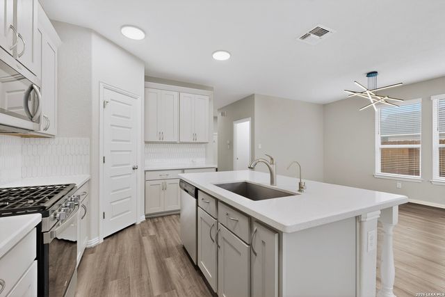 1239 Loma Ranch, New Braunfels, TX 78132
