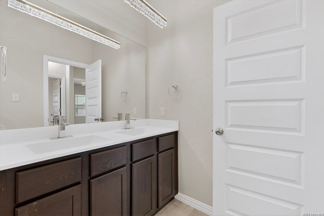 1239 Loma Ranch, New Braunfels, TX 78132