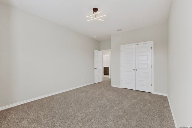 1239 Loma Ranch, New Braunfels, TX 78132