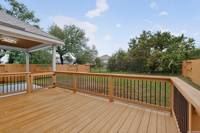 1239 Loma Ranch, New Braunfels, TX 78132