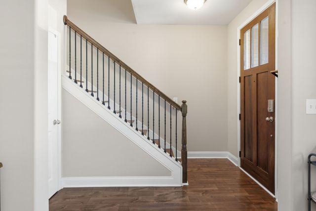 525 Harpeth Park Dr, Nashville, TN 37221
