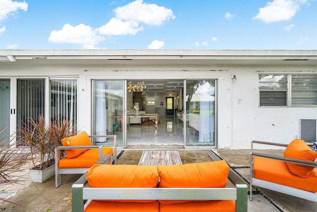 300 SW Golfview Terrace 142, Boynton Beach, FL 33426