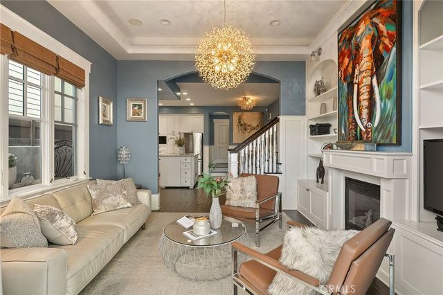 713 Larkspur Avenue, Corona Del Mar, CA 92625