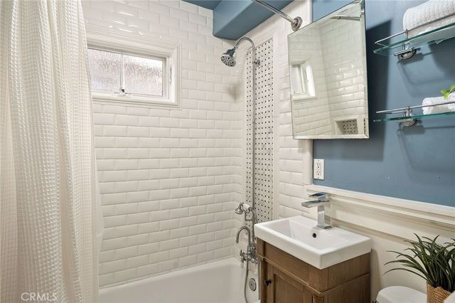 713 Larkspur Avenue, Corona Del Mar, CA 92625