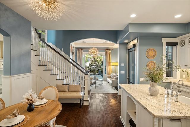 713 Larkspur Avenue, Corona Del Mar, CA 92625
