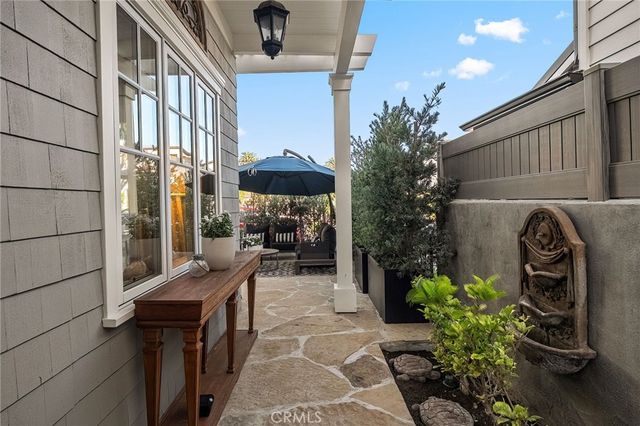 713 Larkspur Avenue, Corona Del Mar, CA 92625