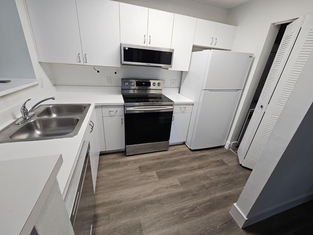 12148 St. Andrews Place, Miramar, FL 33025