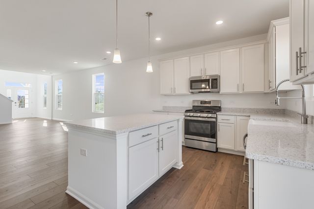 5047 Cedar Drive, Naperville, IL 60564