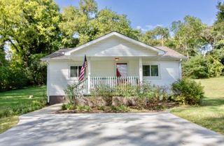 1004 Billy Lee St, Columbia, TN 38401
