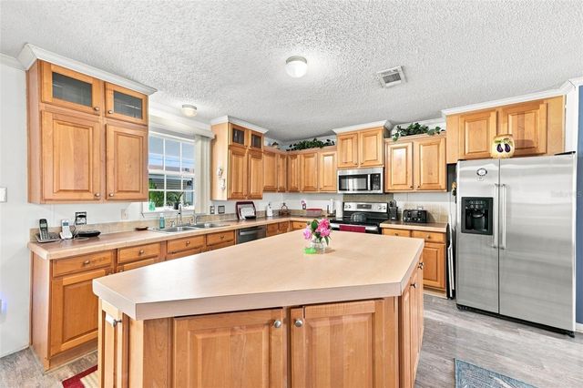 8329 FANTASIA PARK WAY, Riverview, FL 33578
