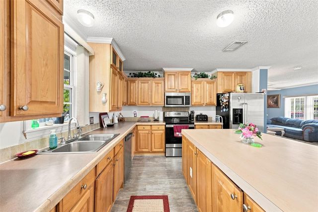 8329 FANTASIA PARK WAY, Riverview, FL 33578