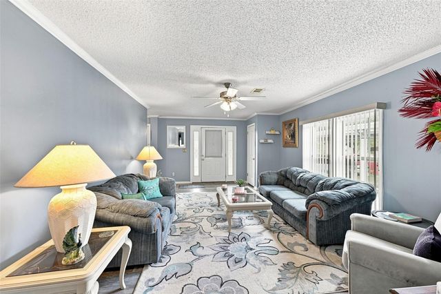 8329 FANTASIA PARK WAY, Riverview, FL 33578