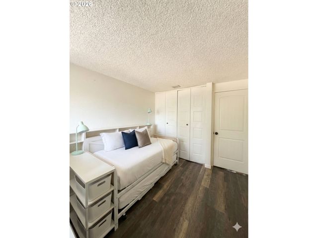 2646 WOODSTONE Pl, Eugene, OR 97405