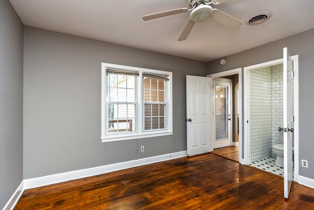 2224 Harrodsburg Road, Lexington, KY 40503