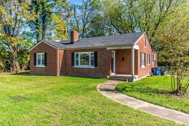 2224 Harrodsburg Road, Lexington, KY 40503