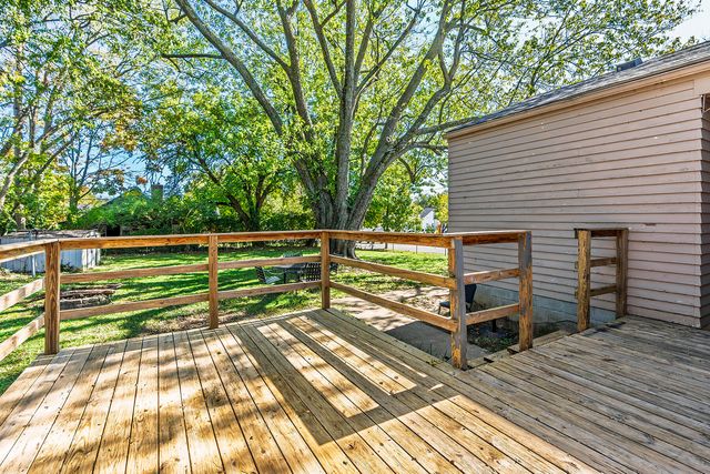 2224 Harrodsburg Road, Lexington, KY 40503