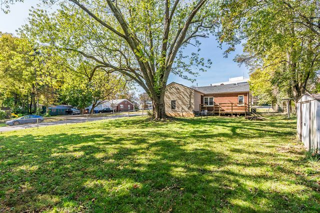 2224 Harrodsburg Road, Lexington, KY 40503