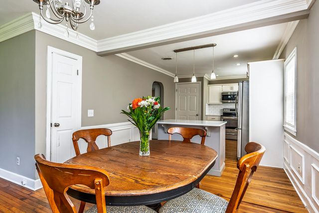 2224 Harrodsburg Road, Lexington, KY 40503