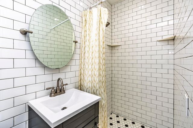 2224 Harrodsburg Road, Lexington, KY 40503