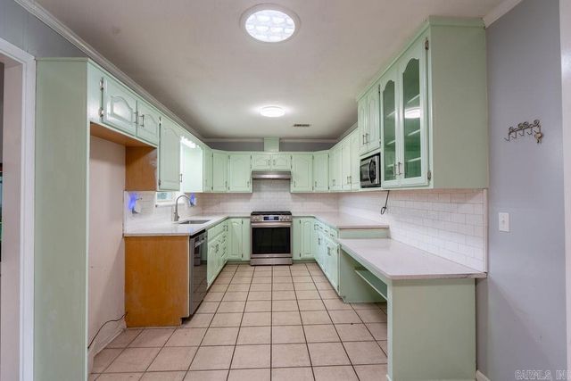 12 Beloit Drive, Heber Springs, AR 72543