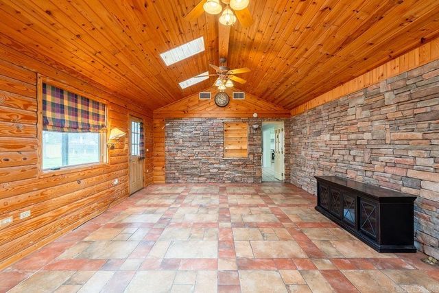 12 Beloit Drive, Heber Springs, AR 72543