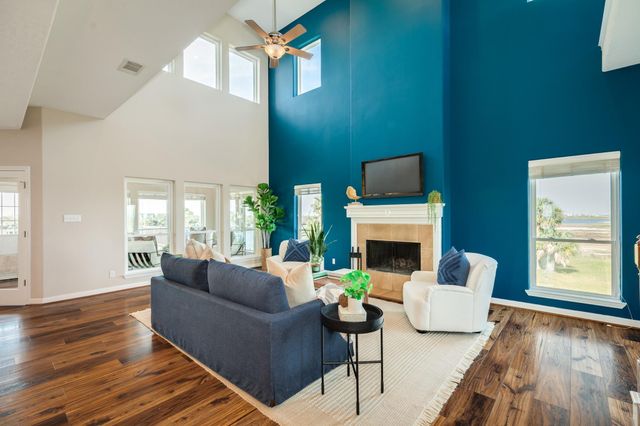 11648 Zingelman Road, Galveston, TX 77554