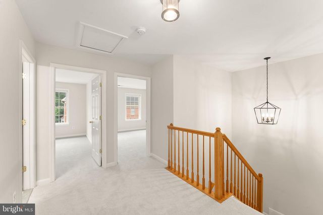 47779 SCOTSBOROUGH, Sterling, VA 20165