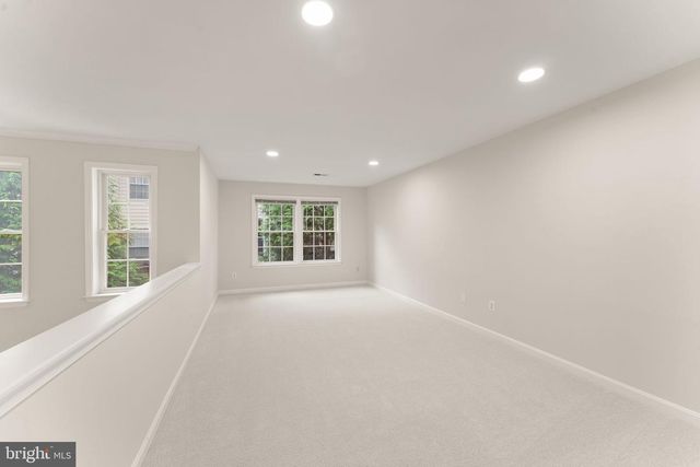 47779 SCOTSBOROUGH, Sterling, VA 20165