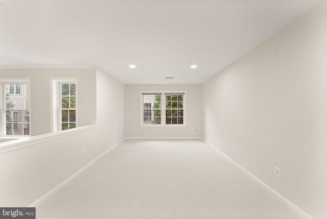 47779 SCOTSBOROUGH, Sterling, VA 20165