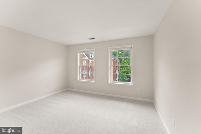 47779 SCOTSBOROUGH, Sterling, VA 20165
