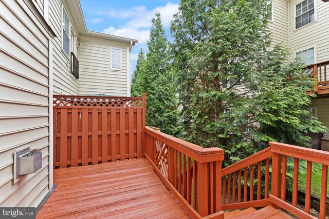 47779 SCOTSBOROUGH, Sterling, VA 20165