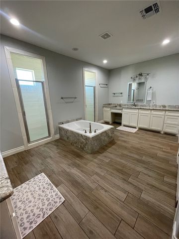 2125 Sera St, Corpus Christi, TX 78418