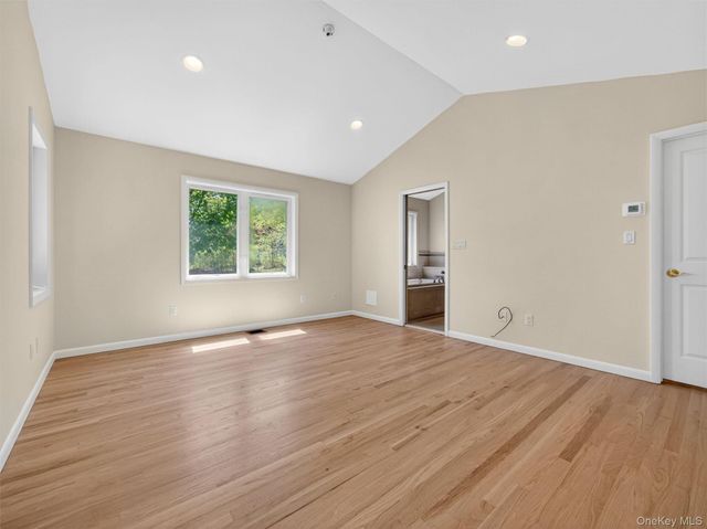 19 Buckingham Road, Nanuet, NY 10954