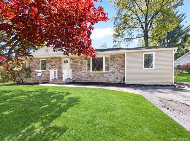 19 Buckingham Road, Nanuet, NY 10954