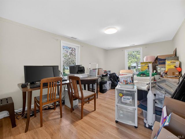 19 Buckingham Road, Nanuet, NY 10954