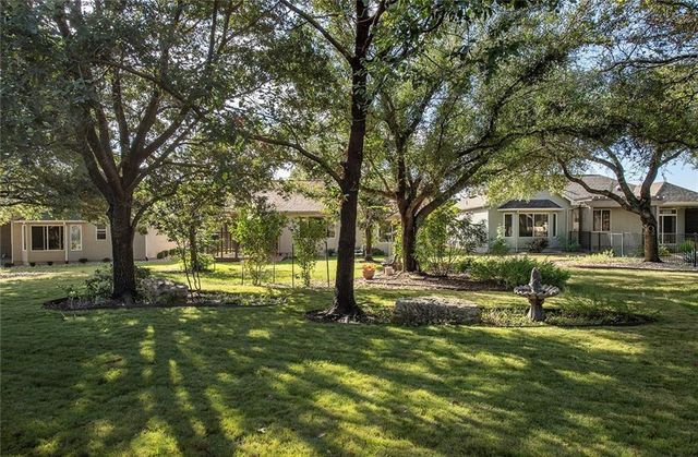 129 Dewberry DR, Georgetown, TX 78633