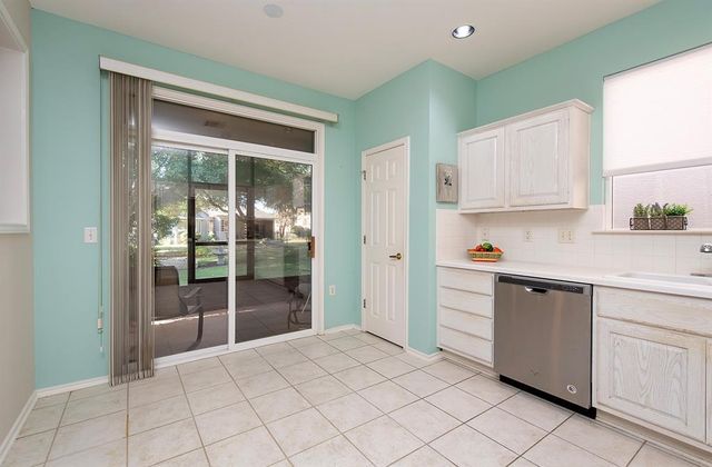 129 Dewberry DR, Georgetown, TX 78633