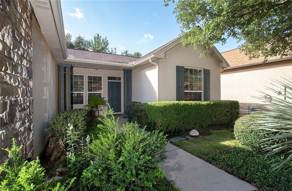 129 Dewberry DR, Georgetown, TX 78633